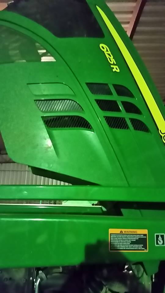 John-Deere-6125R